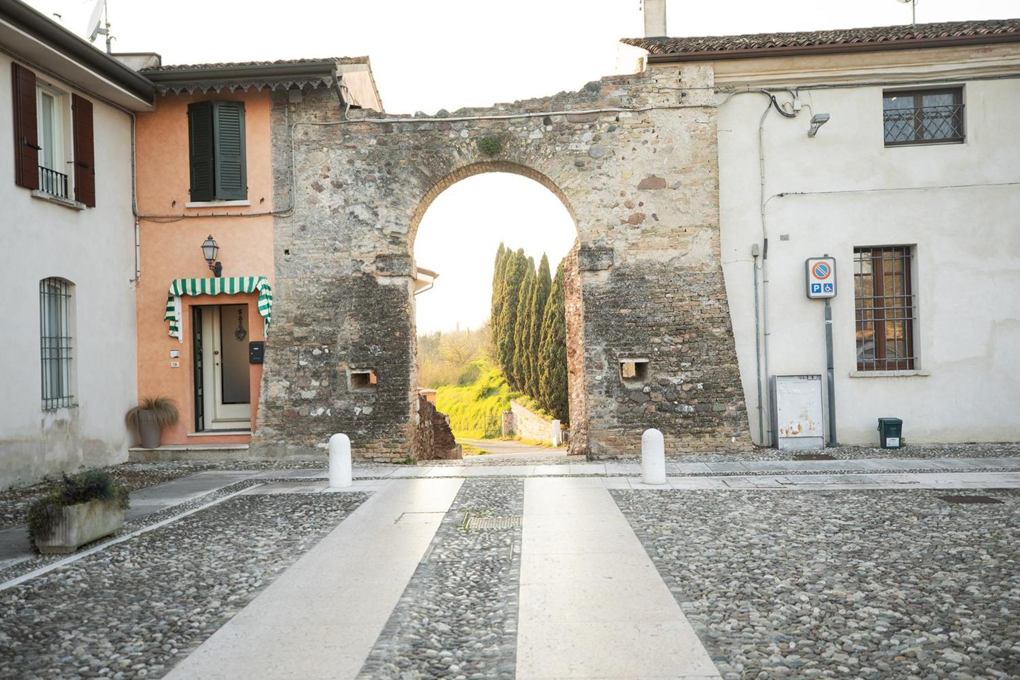 Relais La Rocca Solferino Bed & Breakfast Dış mekan fotoğraf